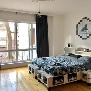 Spacious Modern Vintage Flat In The Heart Of Appartement